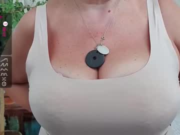  oldschool lady