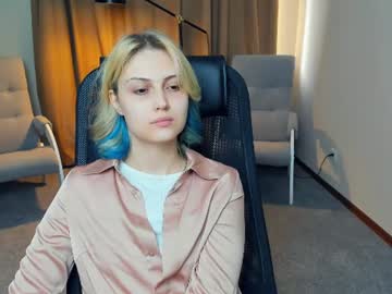 angelinaholly
