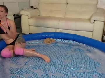 armrestsexgirls