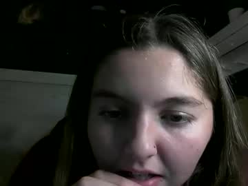 brunettebaby040