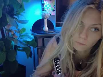 roxynyes